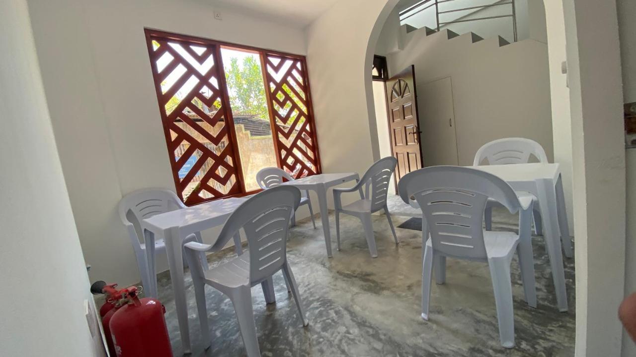 Raalhu Dhangethi Bed and Breakfast Buitenkant foto
